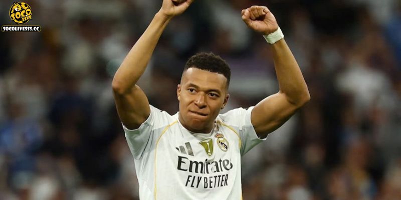Mbappe dẫn đầu cuộc đua giày vàng