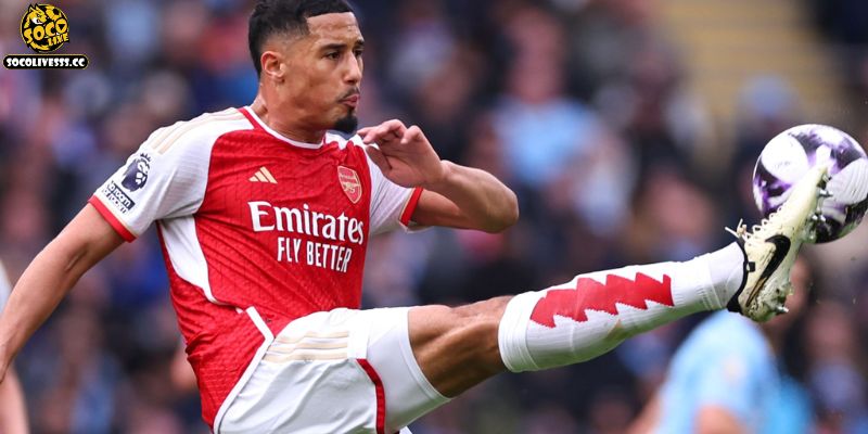 Lá chắn thép nâng tầm vị thế Arsenal